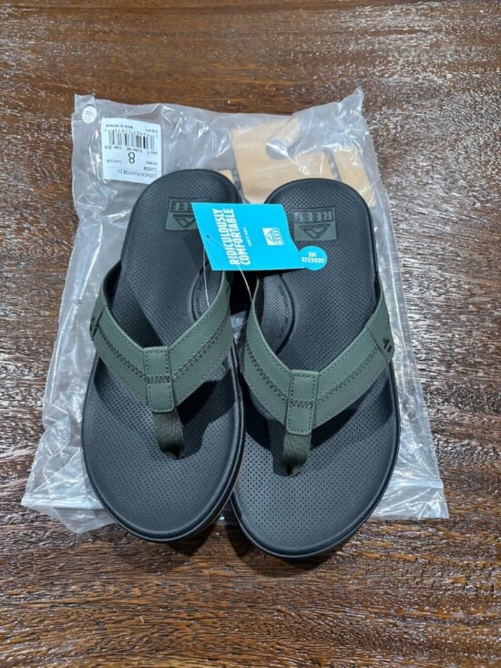 Men's REEF Phantom 2.0 Olive Green Flip Flops sz US 8  NEW NWT